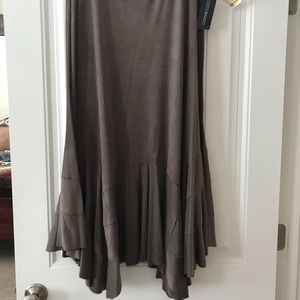 Coco Bianco Maxi Skirt - Never Worn